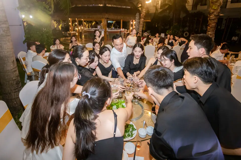 A toast under the lights at the LevelUp Gala Dinner